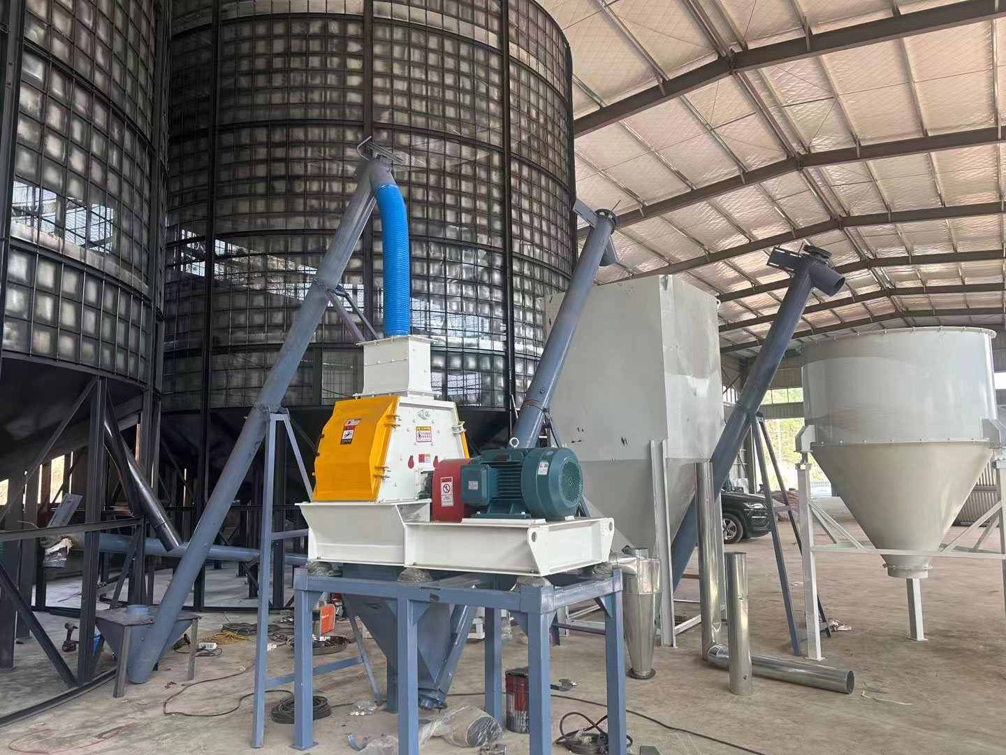 如何解决饲料机械故障和常见问题？